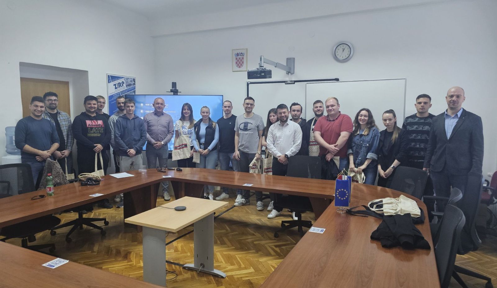 Gostujuće predavanje.jpg